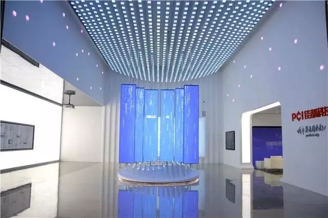 1541390833842433.jpg 640.webp.jpg